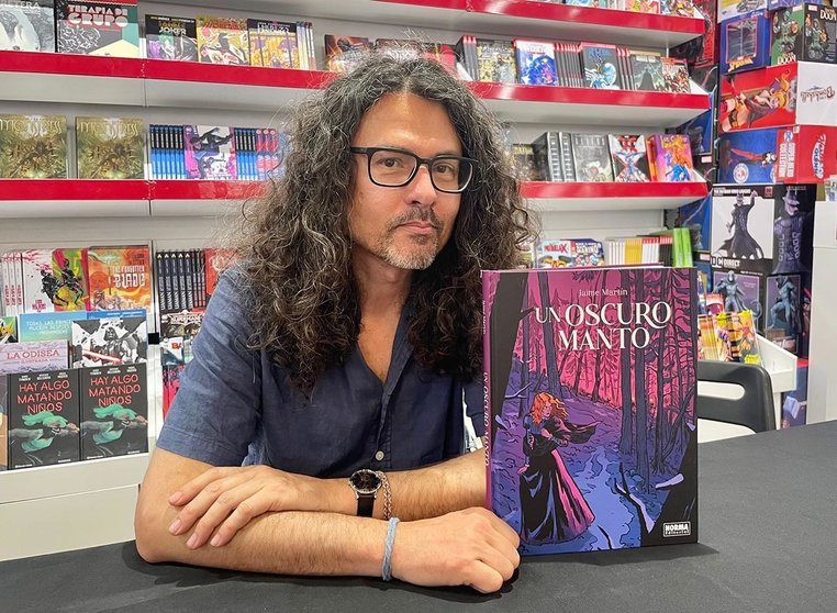 Jaime Martín, autor de “Un oscuro manto”