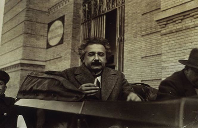 Visita Einstein al Museo de Ciencias