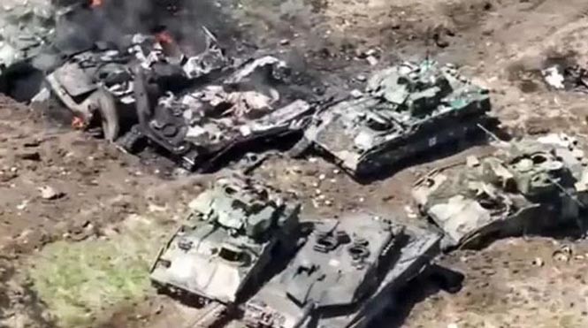 Tanques Leopard y blindados Bradley destruidos por los rusos cerca de Zaporiyia